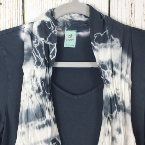 G Scent Long Sleeve Shirt with Attached Scarf - Picture 3 of 5